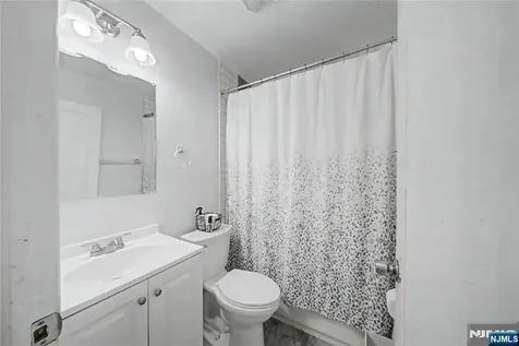2254 Halsey Street Union NJ 07083