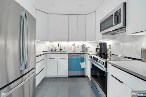 228 Johnson Avenue Hackensack NJ 07601