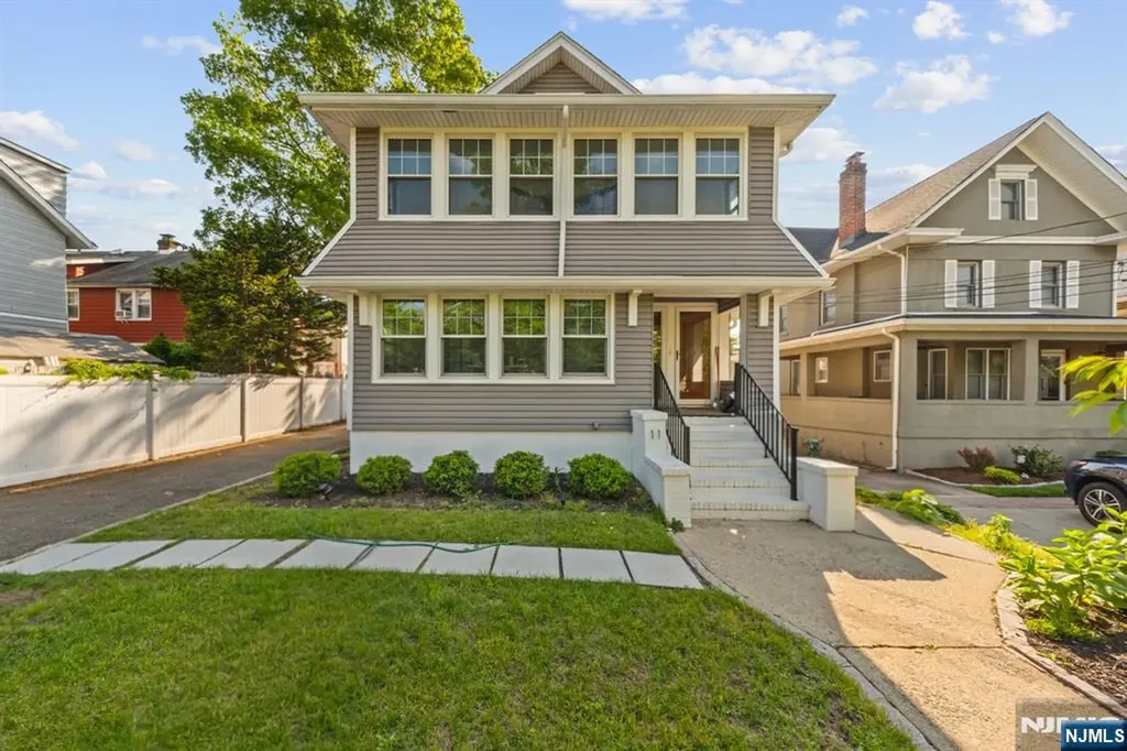 11 W Gouverneur Avenue Rutherford NJ 07070