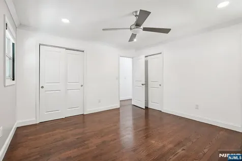34 Oklahoma Trail Hopatcong NJ 07843