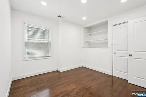 34 Oklahoma Trail Hopatcong NJ 07843