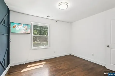 34 Oklahoma Trail Hopatcong NJ 07843