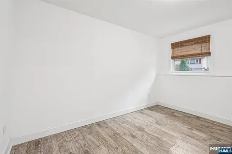 34 Oklahoma Trail Hopatcong NJ 07843