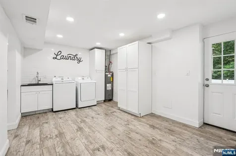 34 Oklahoma Trail Hopatcong NJ 07843