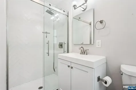 34 Oklahoma Trail Hopatcong NJ 07843