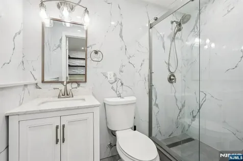 34 Oklahoma Trail Hopatcong NJ 07843