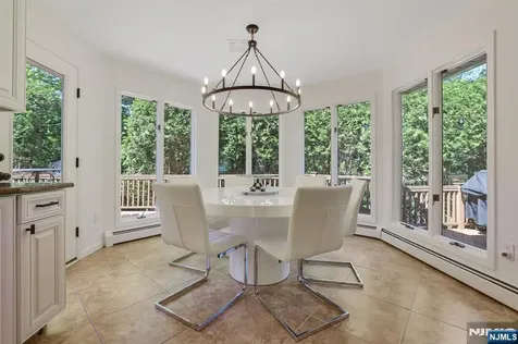 6 Kristen Court Wayne NJ 07470