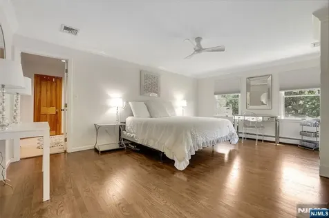 6 Kristen Court Wayne NJ 07470