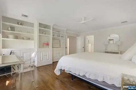 6 Kristen Court Wayne NJ 07470