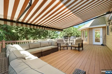 6 Kristen Court Wayne NJ 07470