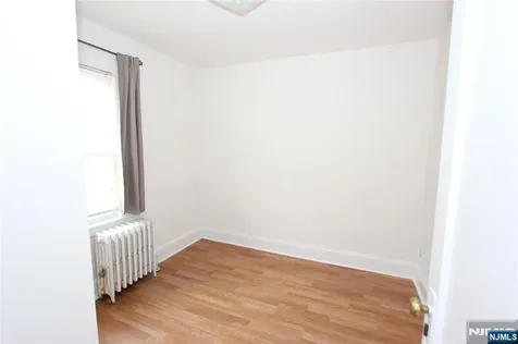 1 West Street Elmwood Park NJ 07407