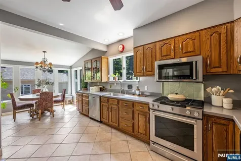 50 E Grand Avenue Montvale NJ 07645