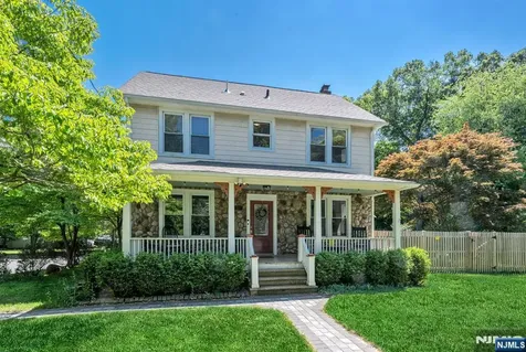 50 E Grand Avenue Montvale NJ 07645