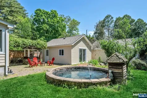 50 E Grand Avenue Montvale NJ 07645