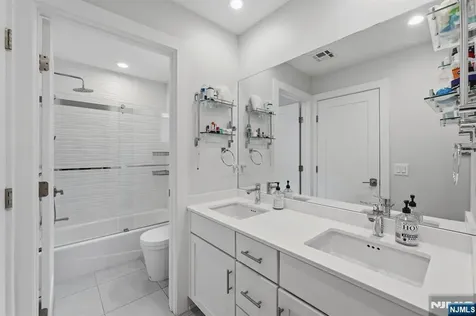 95 Mezzine Drive Cresskill NJ 07626