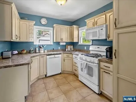 146 Kensington Avenue Norwood NJ 07648