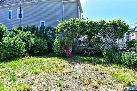 70 Main Avenue Wallington NJ 07057