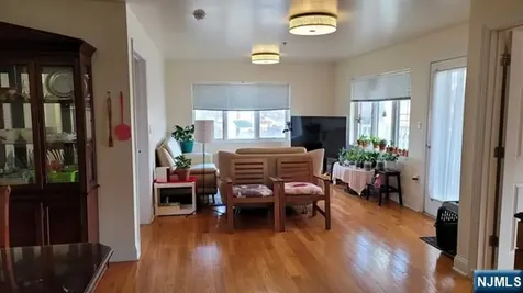 411 E Brinkerhoff Avenue Palisades Park NJ 07650