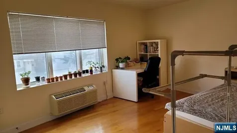 411 E Brinkerhoff Avenue Palisades Park NJ 07650