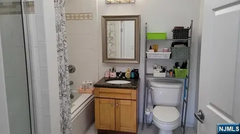 411 E Brinkerhoff Avenue Palisades Park NJ 07650