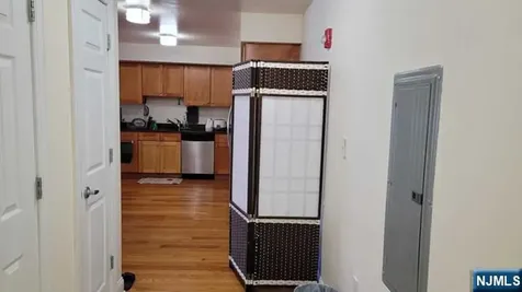 411 E Brinkerhoff Avenue Palisades Park NJ 07650