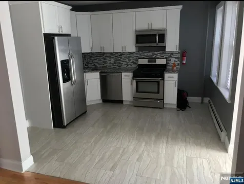 12 Madison Avenue Lodi NJ 07644