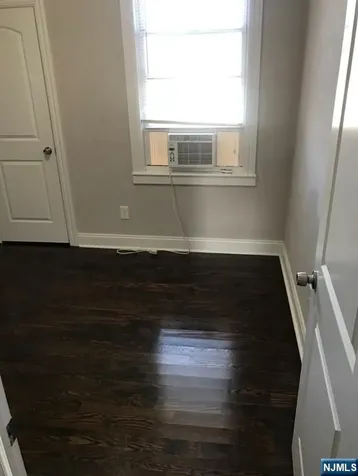 12 Madison Avenue Lodi NJ 07644