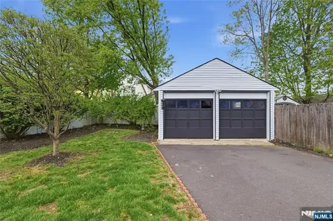 65 Carteret Street Bloomfield NJ 07003