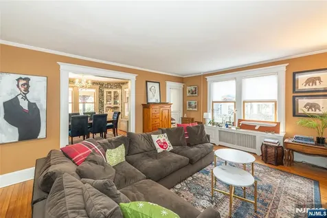 530 Up Mountain Avenue Montclair NJ 07043