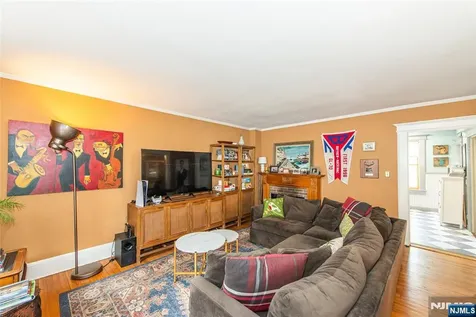 530 Up Mountain Avenue Montclair NJ 07043