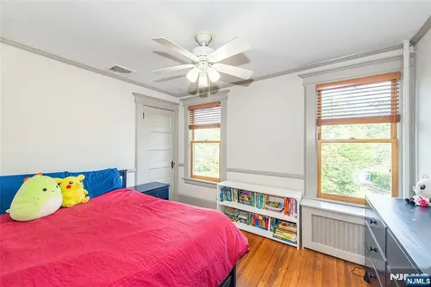 530 Up Mountain Avenue Montclair NJ 07043