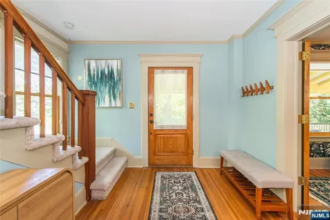 530 Up Mountain Avenue Montclair NJ 07043