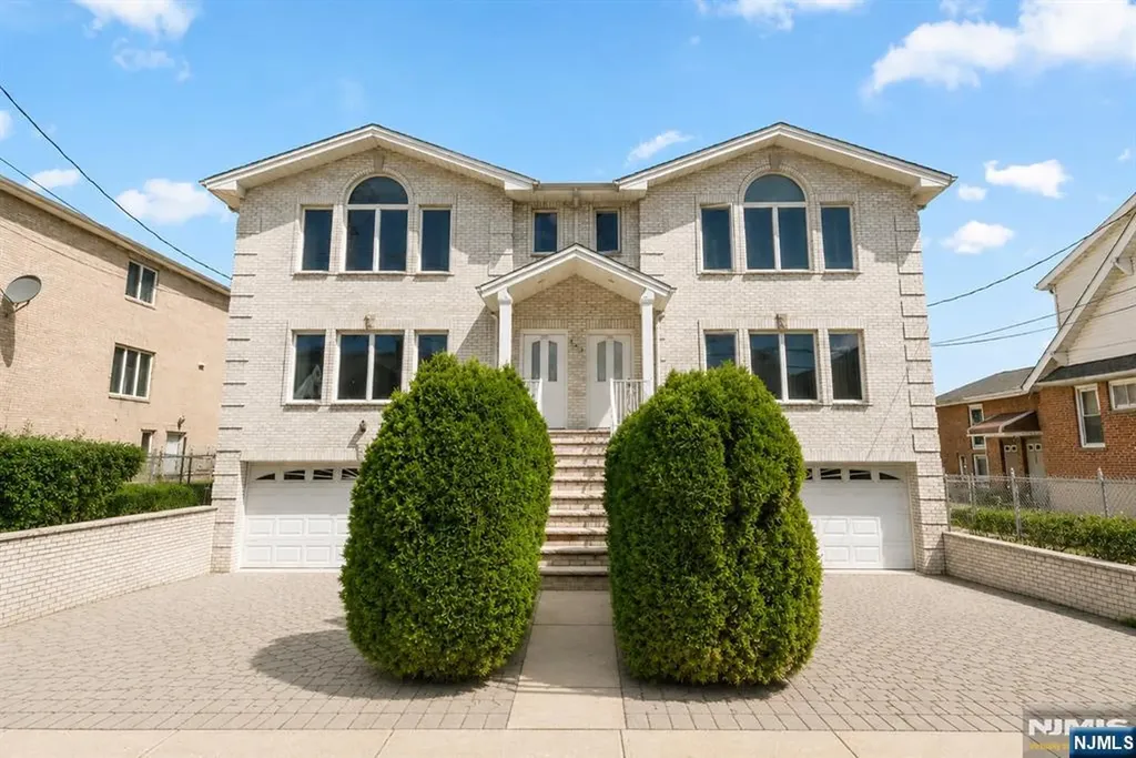 253 Warren Avenue Fort Lee NJ 07024