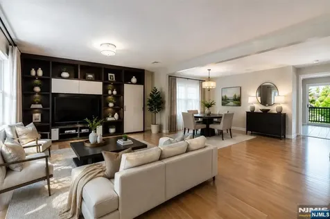 253 Warren Avenue Fort Lee NJ 07024