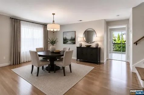 253 Warren Avenue Fort Lee NJ 07024