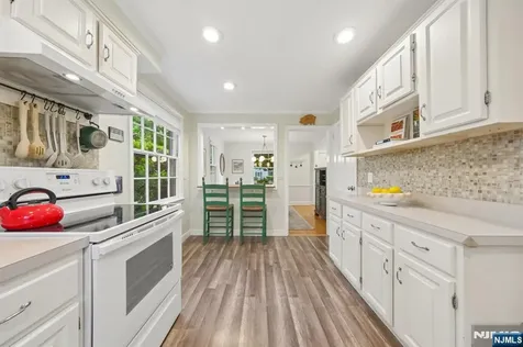 23 Benvenue Avenue West Orange NJ 07052