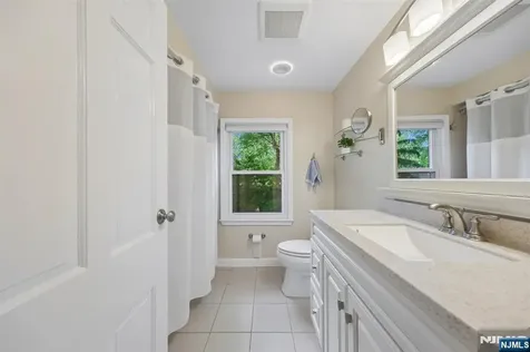 23 Benvenue Avenue West Orange NJ 07052