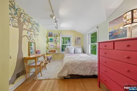 23 Benvenue Avenue West Orange NJ 07052