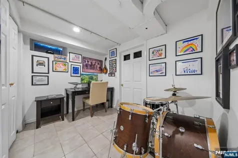 23 Benvenue Avenue West Orange NJ 07052