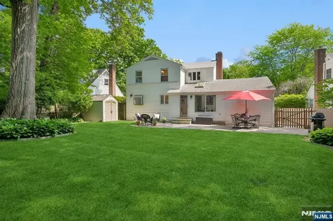 23 Benvenue Avenue West Orange NJ 07052