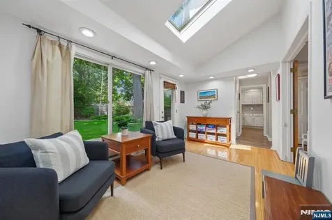 23 Benvenue Avenue West Orange NJ 07052