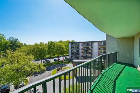 521 Piermont Avenue River Vale NJ 07675