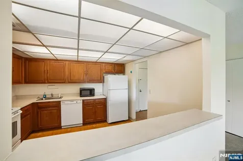 521 Piermont Avenue River Vale NJ 07675