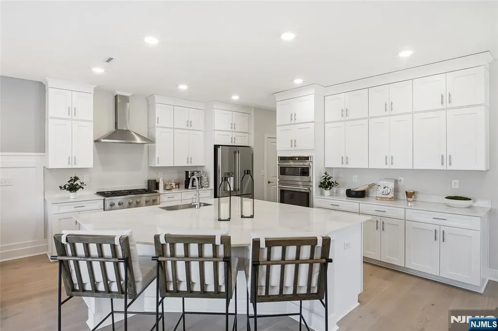 7 Pimlico Place Oakland NJ 07436