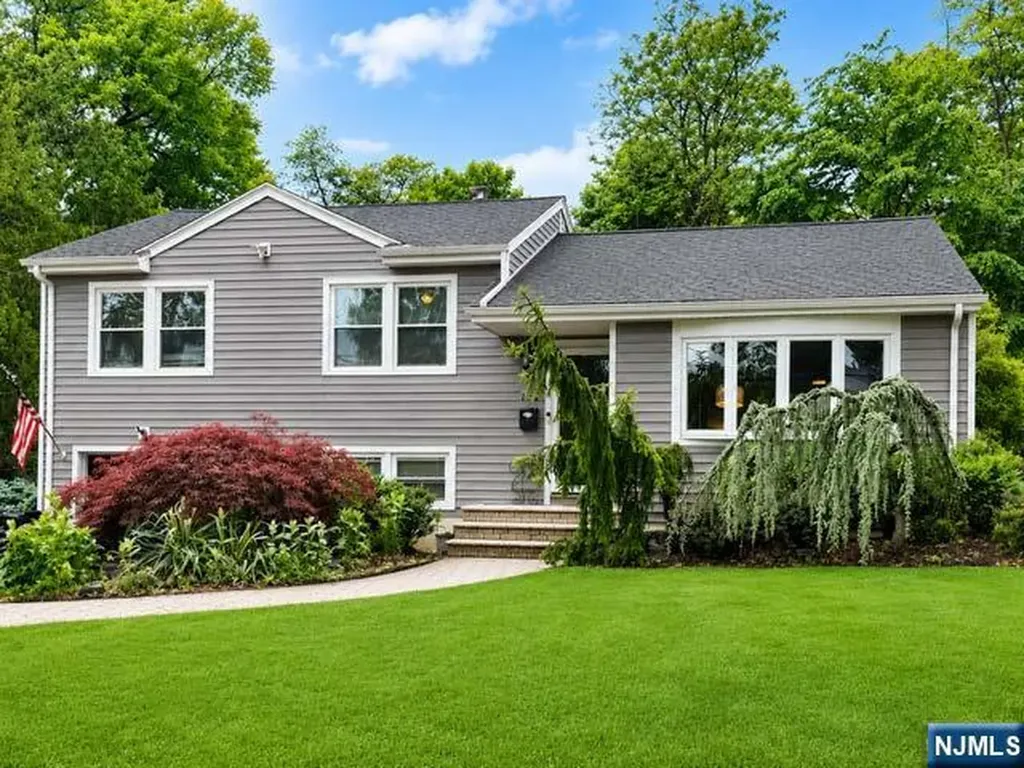 158 Morningside Road Paramus NJ 07652