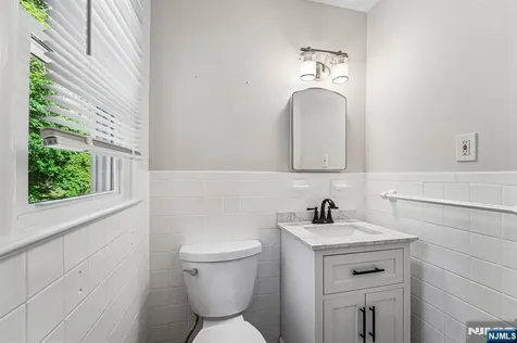 158 Morningside Road Paramus NJ 07652