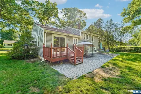158 Morningside Road Paramus NJ 07652