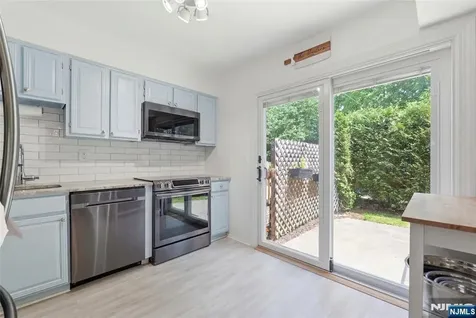 26 Driftwood Drive Franklin NJ 08873