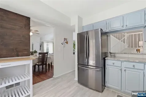 26 Driftwood Drive Franklin NJ 08873
