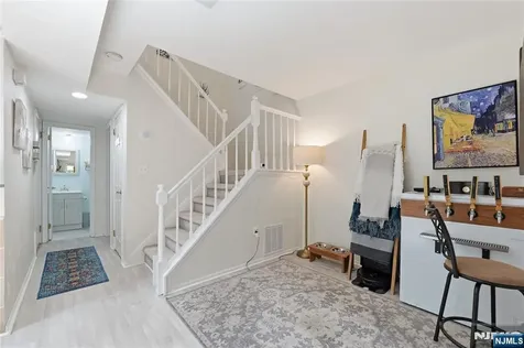 26 Driftwood Drive Franklin NJ 08873